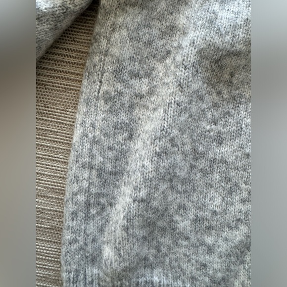 Sweater brand new - Picture 7 of 9